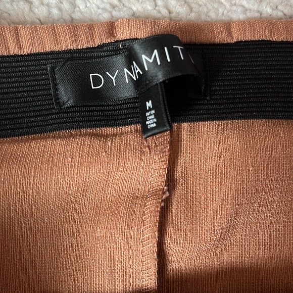 Dynamite Skirt - Picture 3 of 3